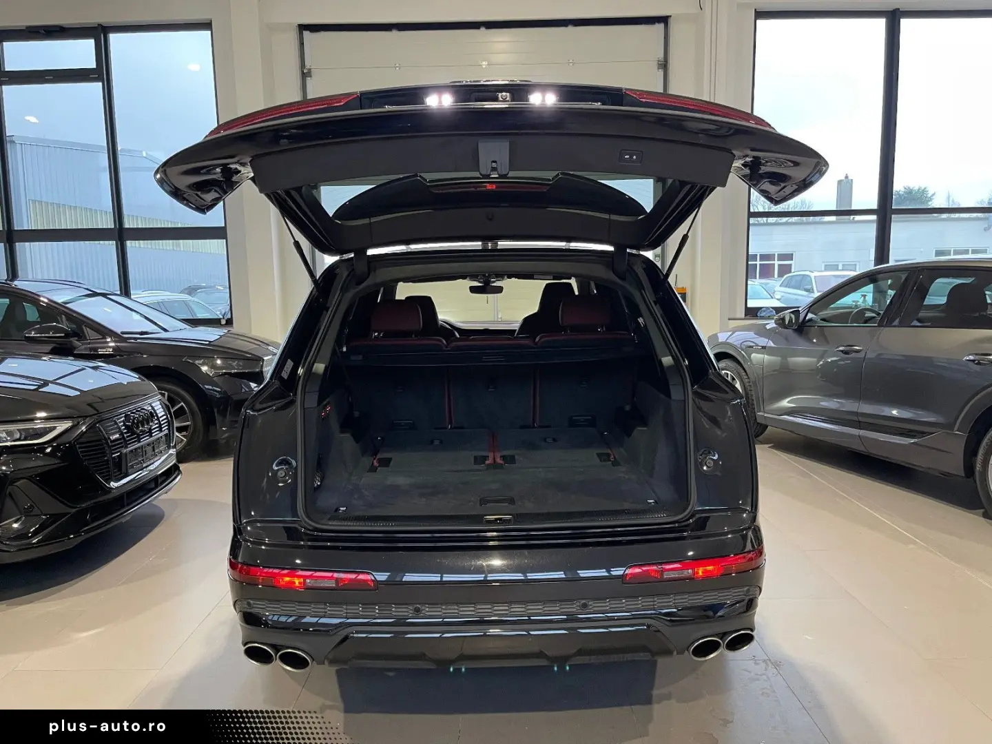 SQ7 4.0 TFSI quattro PANO LASER 360  AHK 7 SITZE