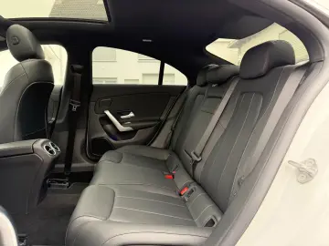 CLA 200 AMG 19  PANO DISTR  Sitzklima 360  Leder