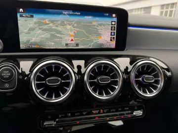 CLA 200 AMG 19  PANO DISTR  Sitzklima 360  Leder
