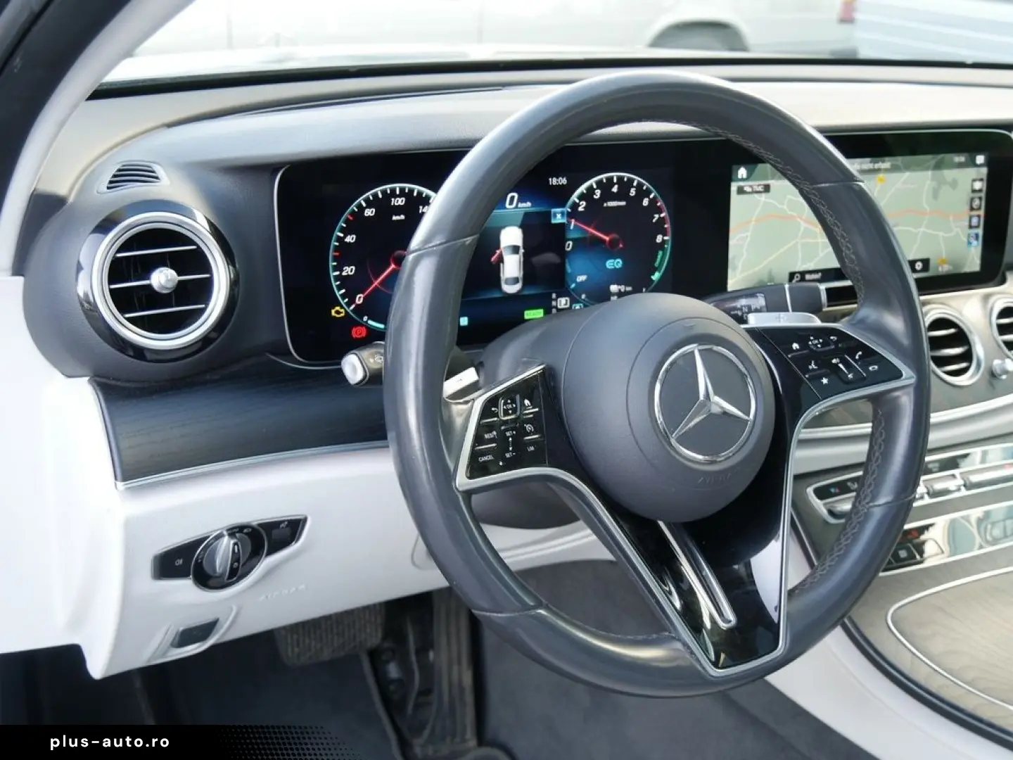 E 300 e Limousine EXCLUSIVE 360  HUD MEMORY PANO