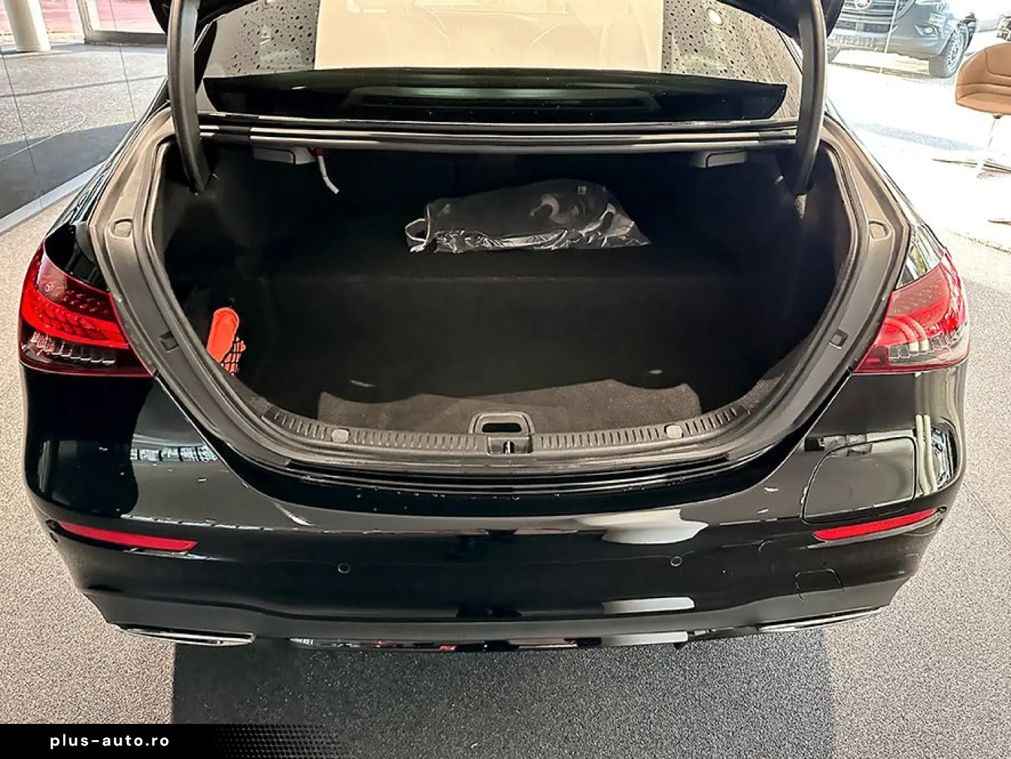 E 300 e AMGLi NIGHT LED DISTR 360 MEMORY PRESAFE