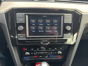 VW Passat Highline 2.0 TDI DSG