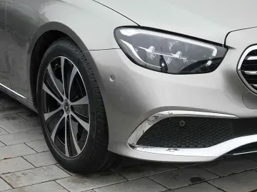 E 200 Limo Exclusive Totwinkel-Assist Kamera DAB