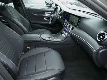 E 200 Limo Exclusive Totwinkel-Assist Kamera DAB