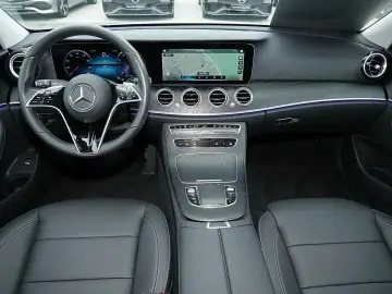 E 200 Limo Exclusive Totwinkel-Assist Kamera DAB