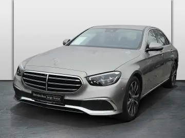 E 200 Limo Exclusive Totwinkel-Assist Kamera DAB