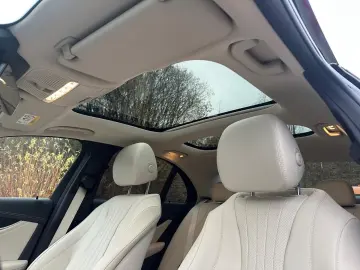 E 300 e 4Matic AVANTGARDE DISTRONIC HUD 360