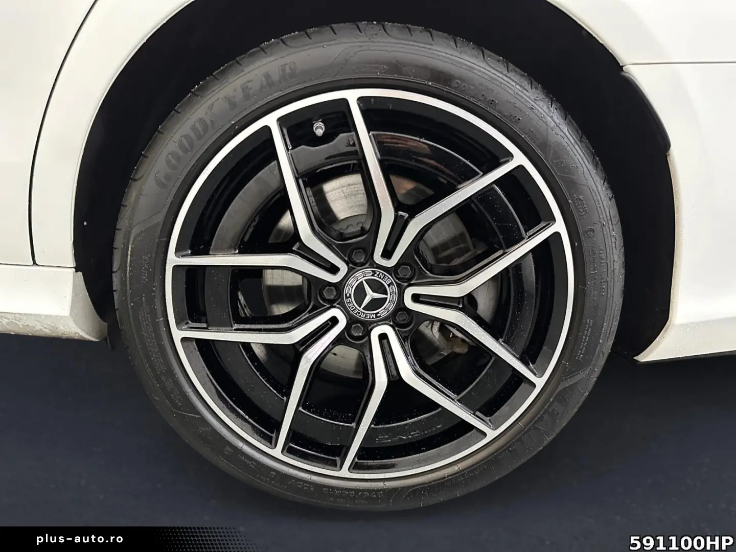 E 300 e AMG  Night Pano DISTRONIC 360  BURMESTER