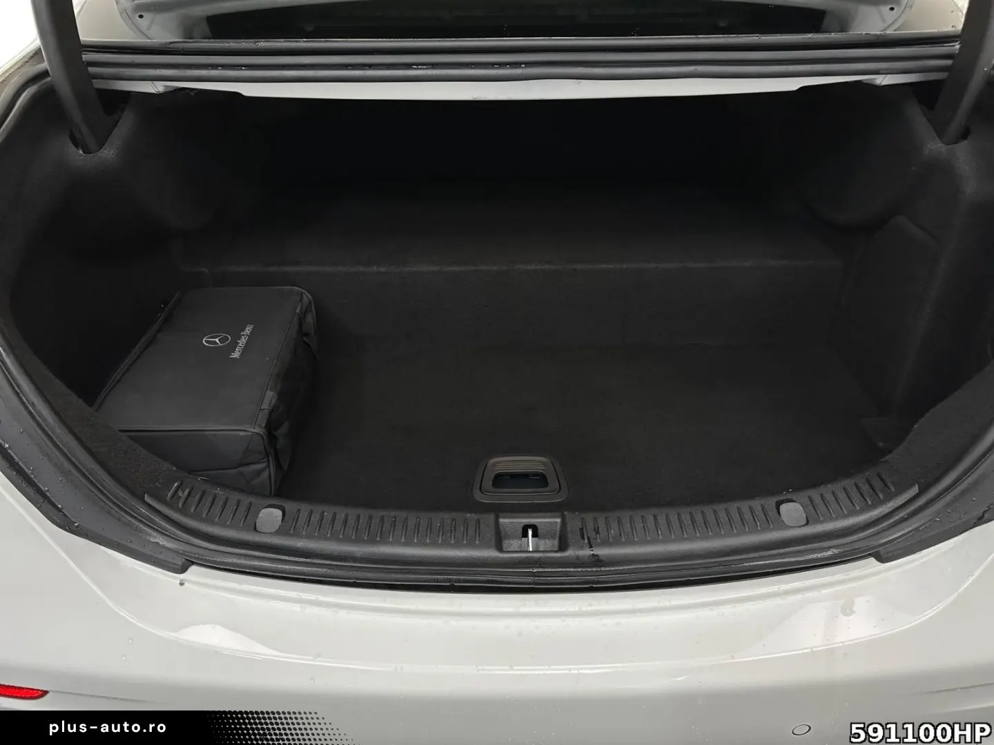 E 300 e AMG  Night Pano DISTRONIC 360  BURMESTER