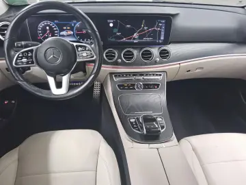 E 300 d Avantgarde T-Leder COMAND Wide MB-LED