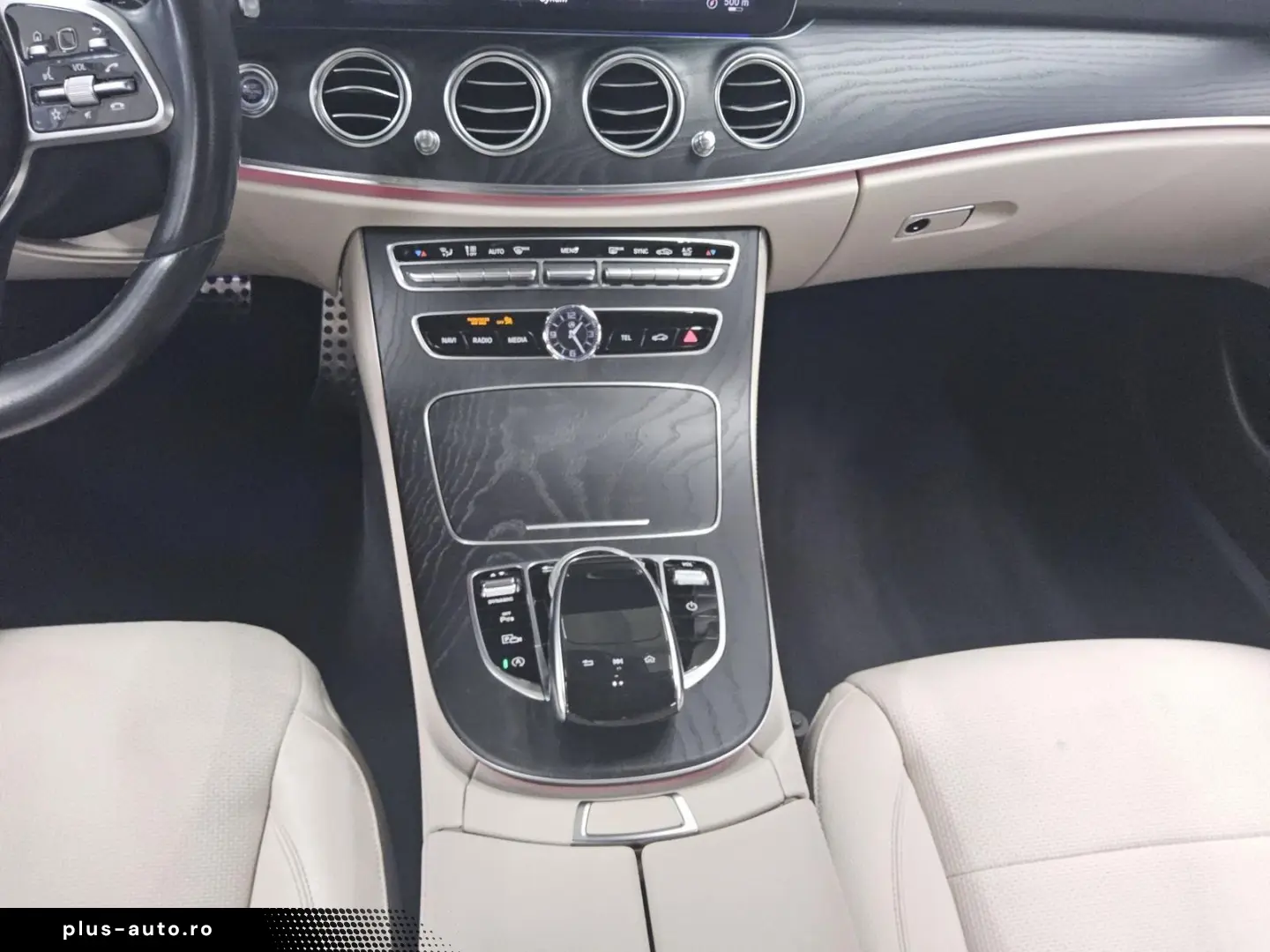 E 300 d Avantgarde T-Leder COMAND Wide MB-LED