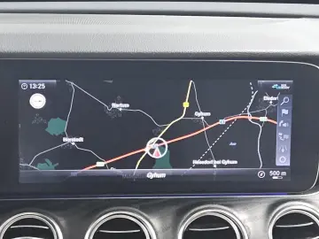 E 300 d Avantgarde T-Leder COMAND Wide MB-LED