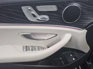 E 300 d Avantgarde T-Leder COMAND Wide MB-LED