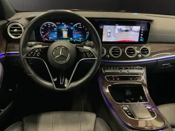 E 300 de 4M AVANTGARDE DISTRONIC MULTIBEAM 360