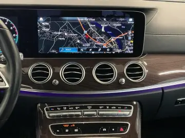 E 300 de 4M AVANTGARDE DISTRONIC MULTIBEAM 360