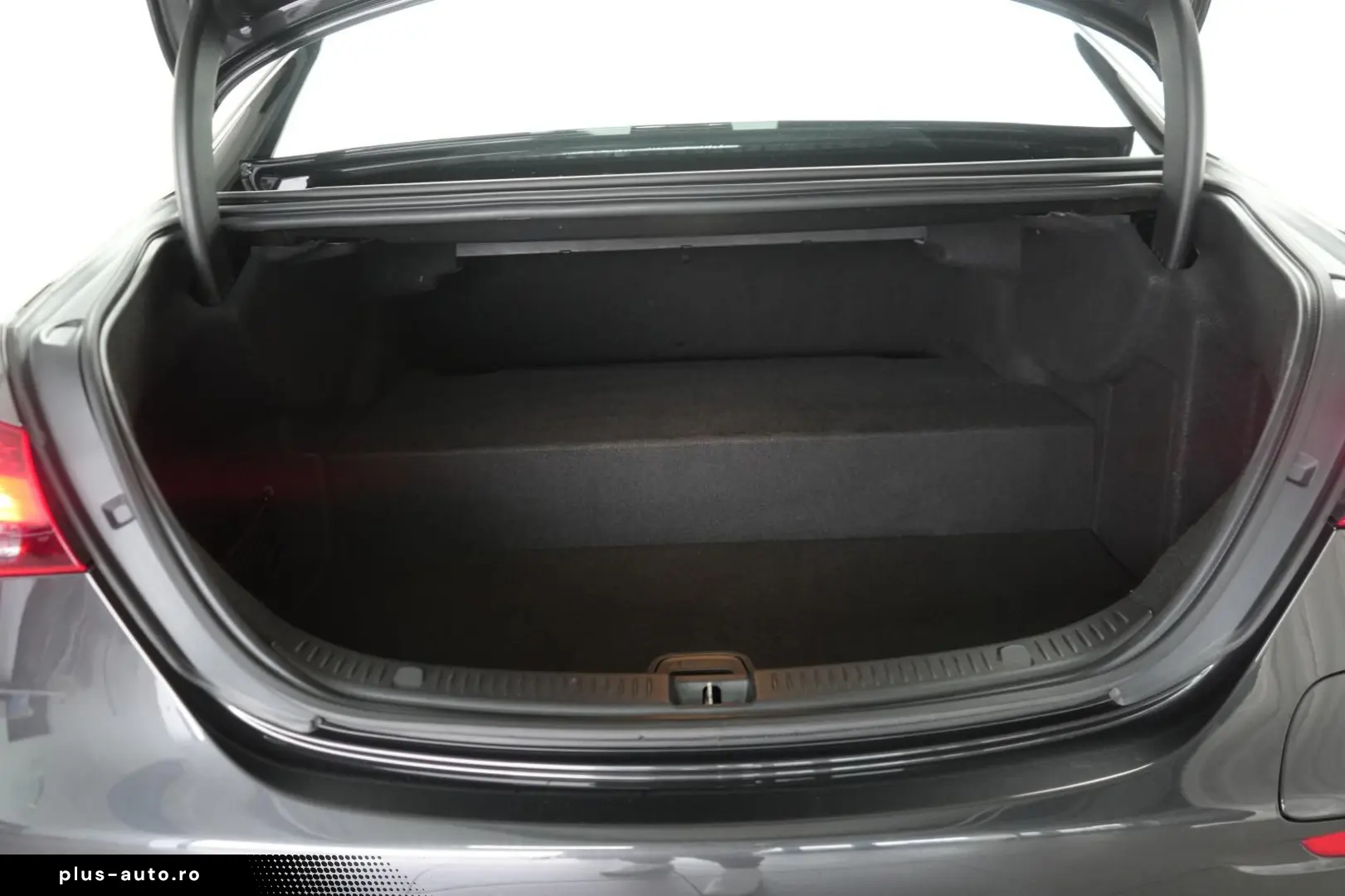 E 300 de 9G-Tronic Avantgarde Distronic Kamera B