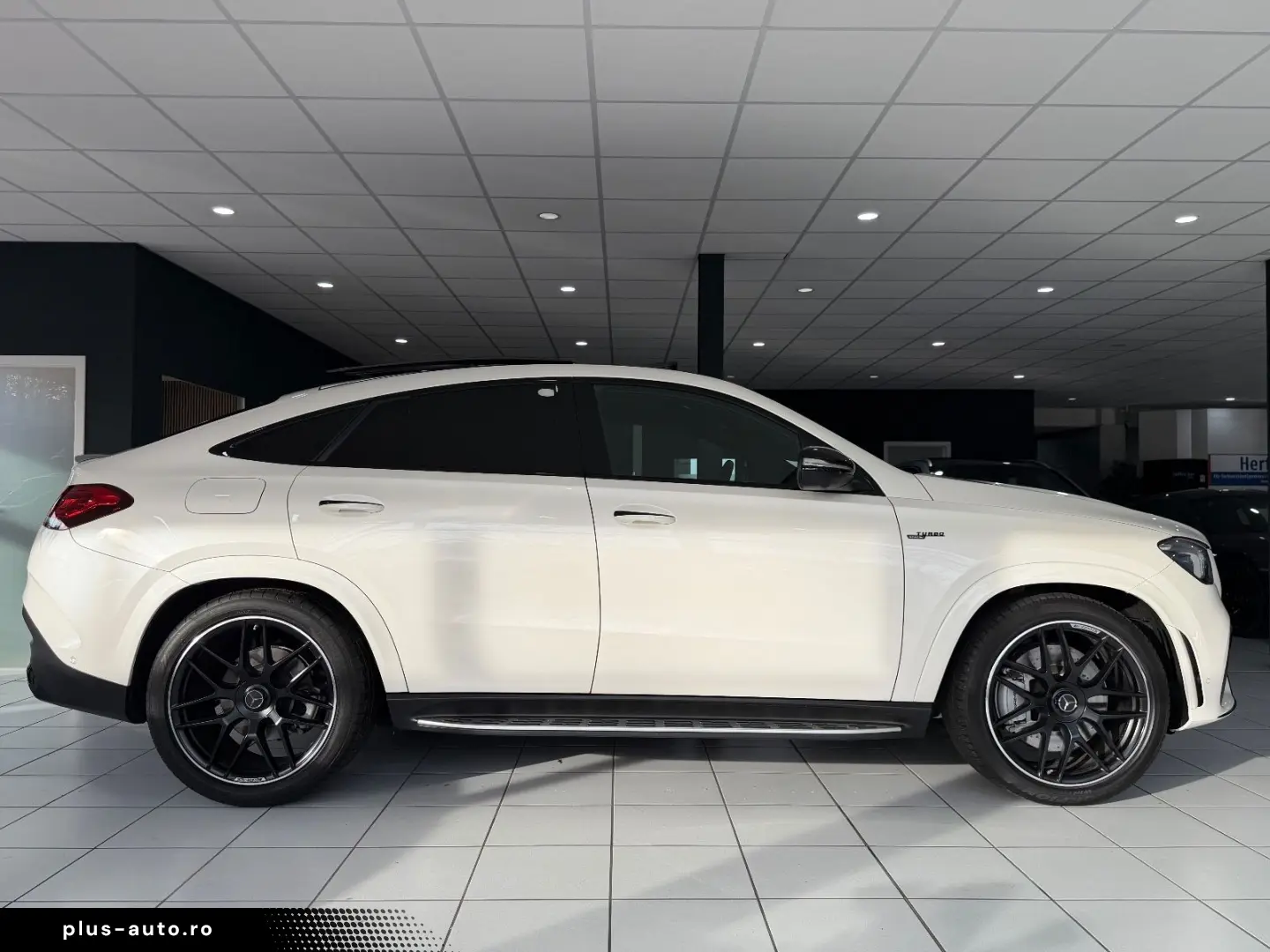 GLE 53 AMG 4M  Coupe PANO DISTR  S-AGA 22  BURM