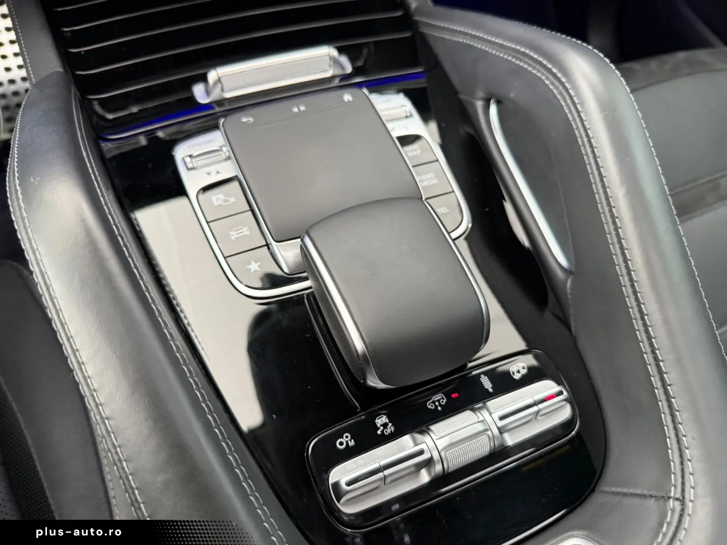 GLE 53 AMG 4M  Coupe PANO DISTR  S-AGA 22  BURM