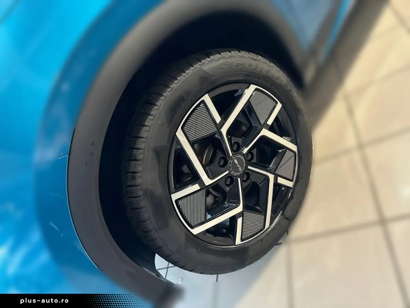 ATTO 3 Design  Ambiente AUT DAB SHZ Totwinkel