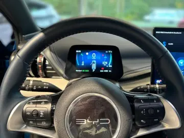 ATTO 3 Design  Ambiente AUT DAB SHZ Totwinkel