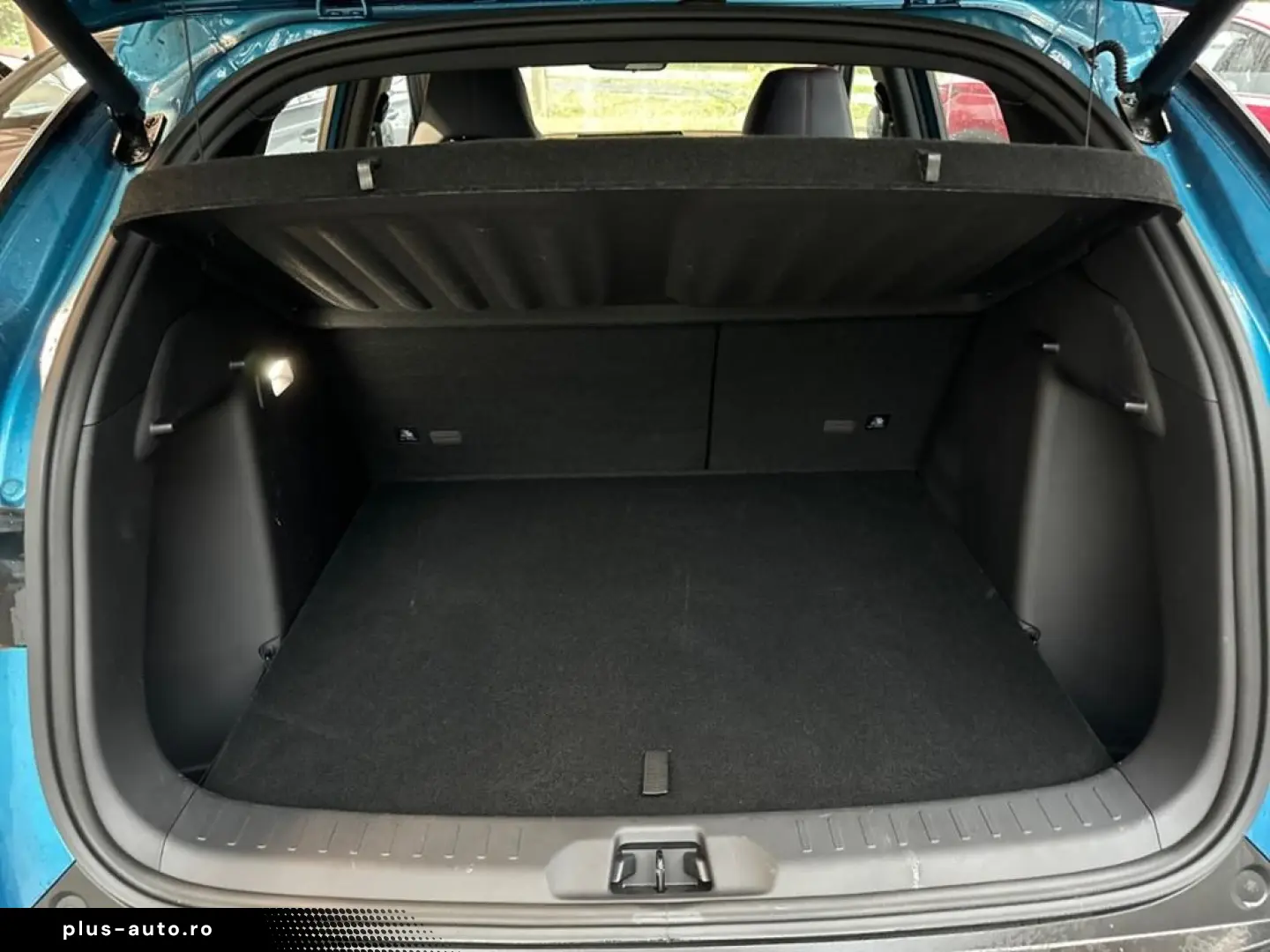 ATTO 3 Design  Ambiente AUT DAB SHZ Totwinkel