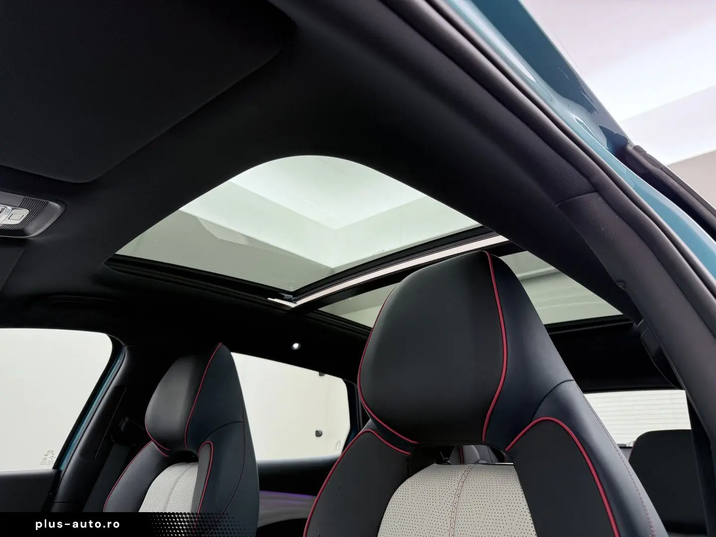 ATTO 3 62kWh 204pk Design SOH 94% panorama dach