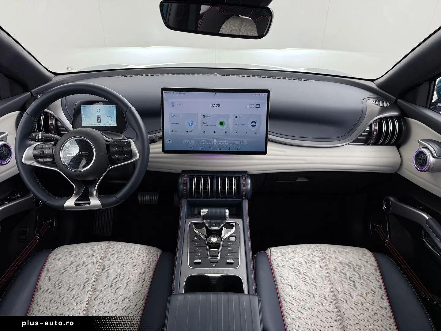 ATTO 3 62kWh 204pk Design SOH 94% panorama dach