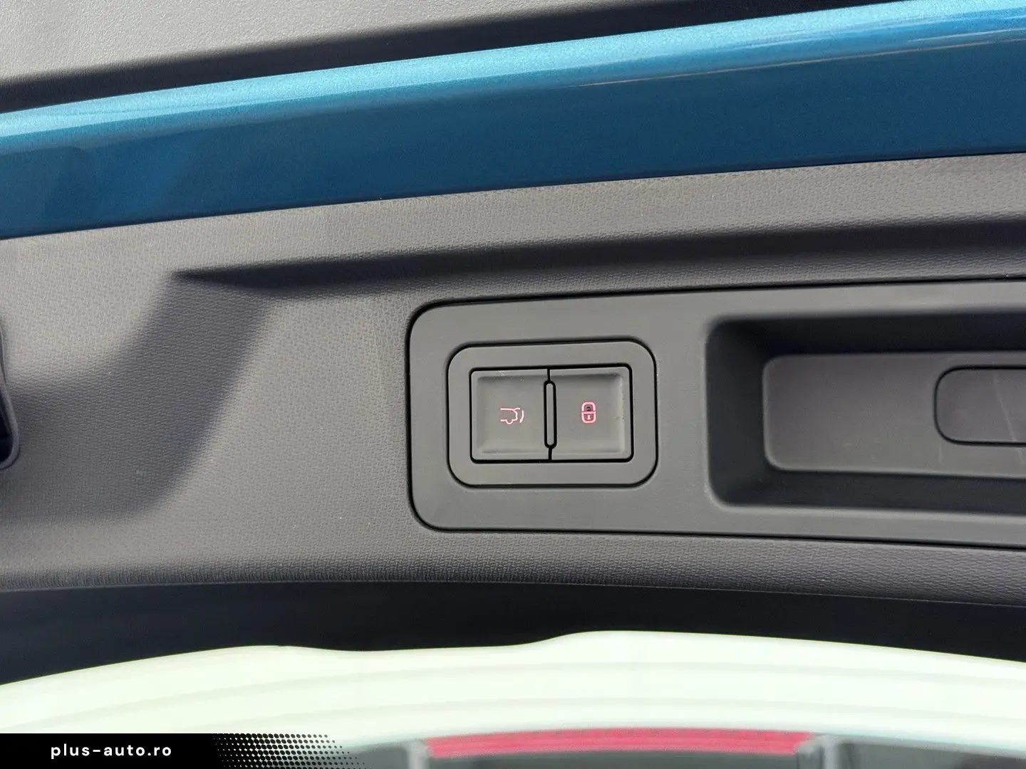 ATTO 3 62kWh 204pk Design SOH 94% panorama dach