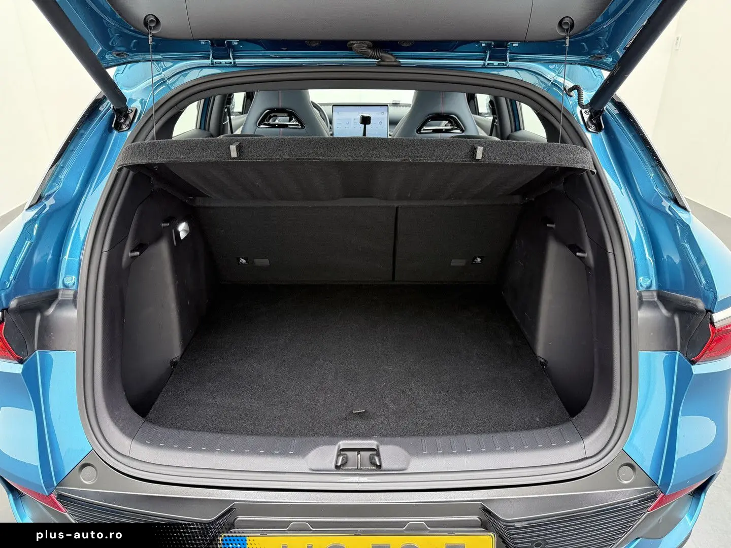 ATTO 3 62kWh 204pk Design SOH 94% panorama dach