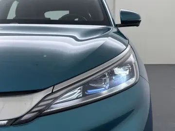 ATTO 3 62kWh 204pk Design SOH 94% panorama dach