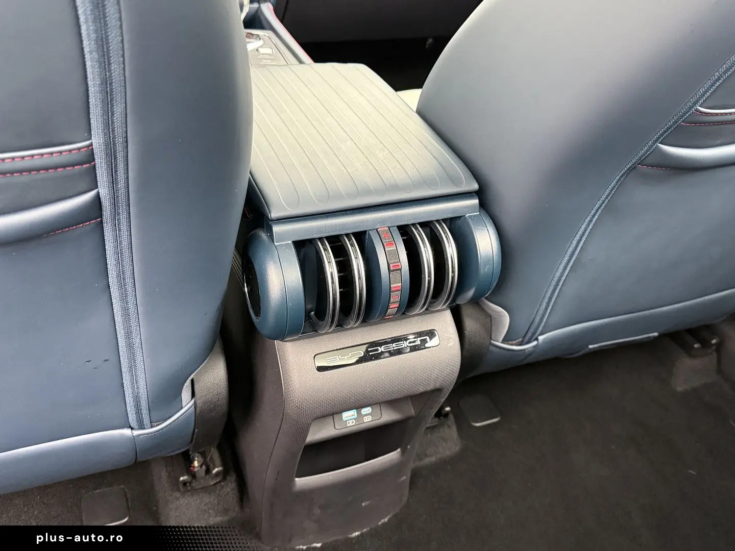 ATTO 3 62kWh 204pk Design SOH 94% panorama dach