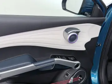 ATTO 3 62kWh 204pk Design SOH 94% panorama dach