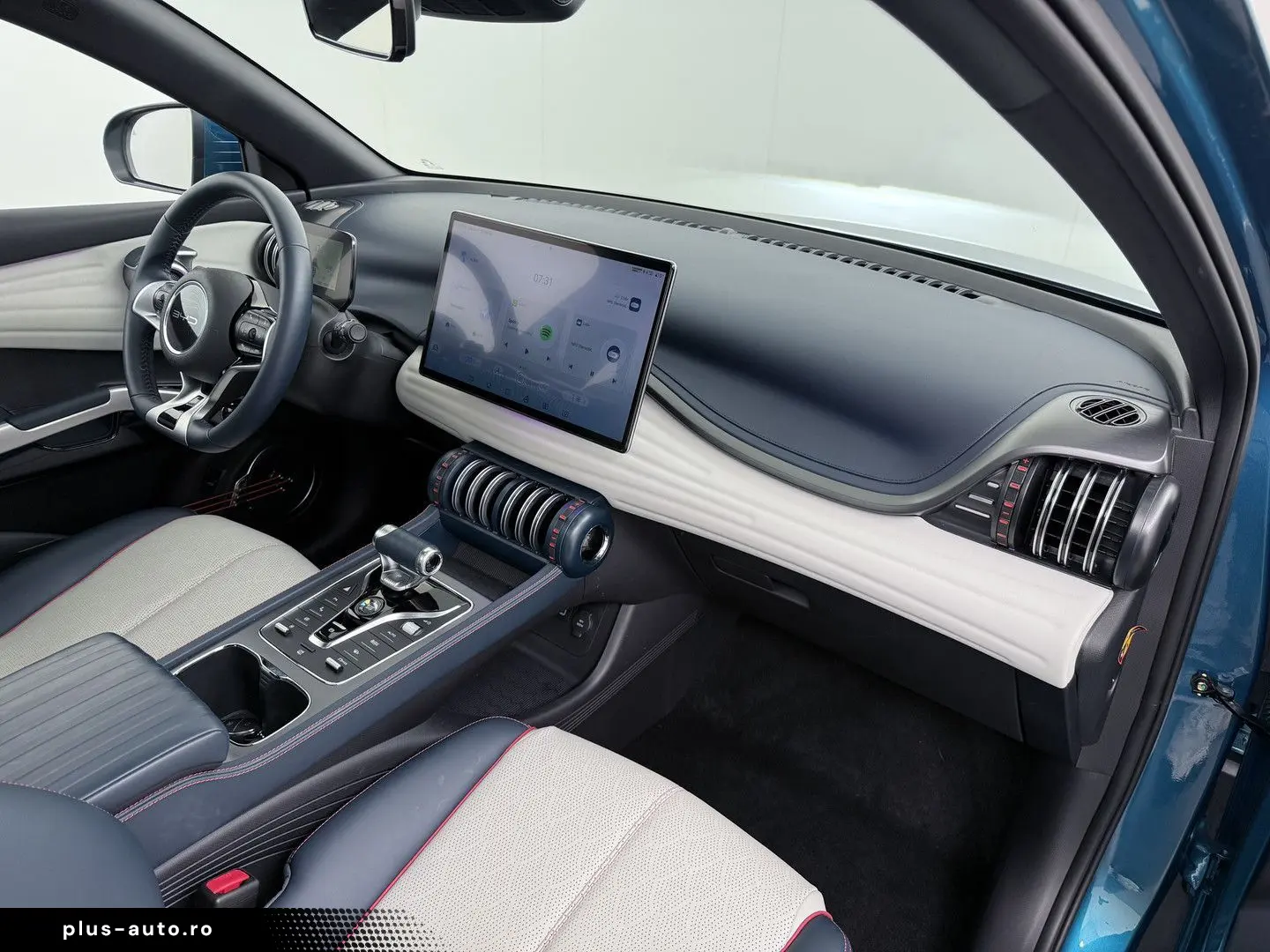 ATTO 3 62kWh 204pk Design SOH 94% panorama dach