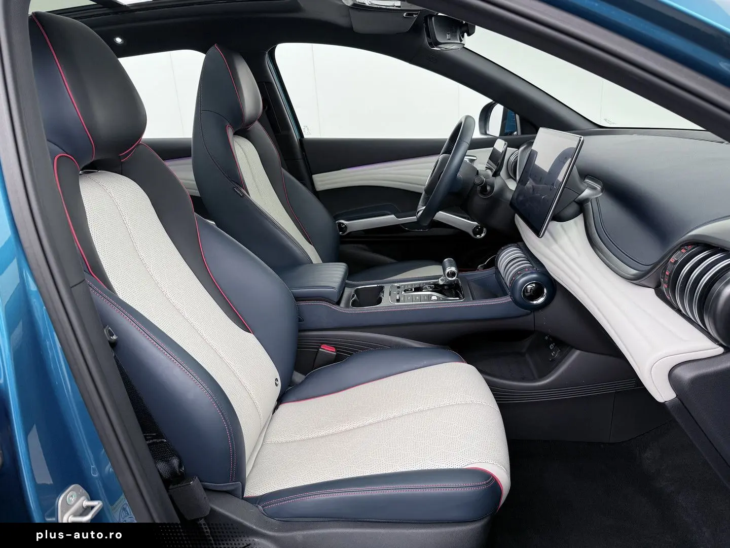 ATTO 3 62kWh 204pk Design SOH 94% panorama dach