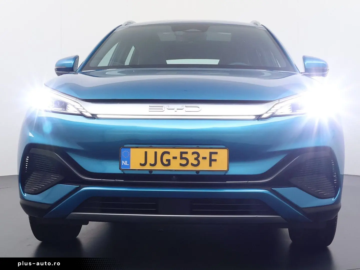 ATTO 3 62kWh 204pk Design SOH 94% panorama dach