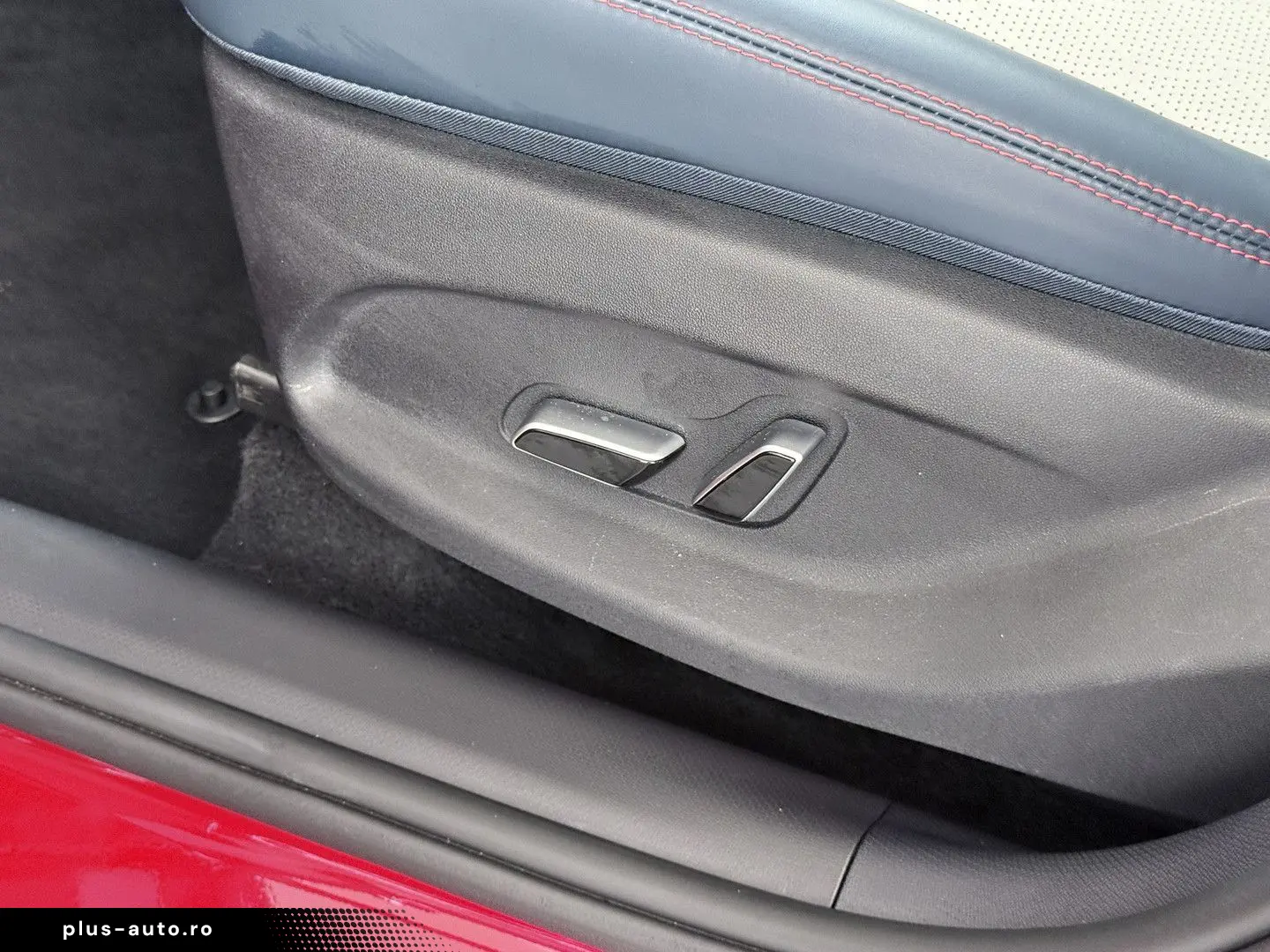 ATTO 3 62kWh Design SOH 98% panorama dach Leer E