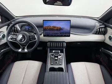 ATTO 3 62kWh Design SOH 98% panorama dach Leer E