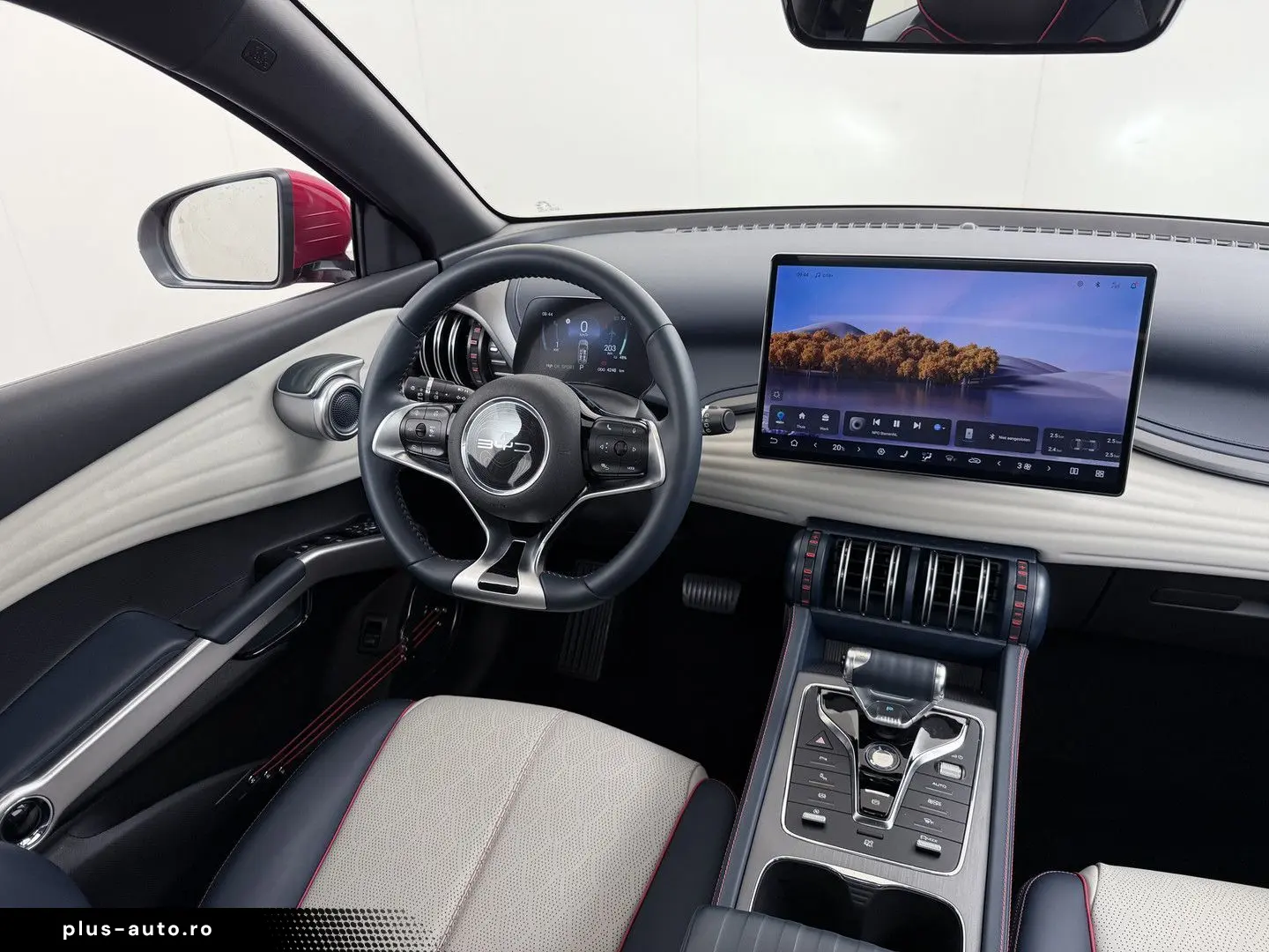 ATTO 3 62kWh Design SOH 98% panorama dach Leer E