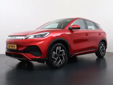 ATTO 3 62kWh Design SOH 98% panorama dach Leer E