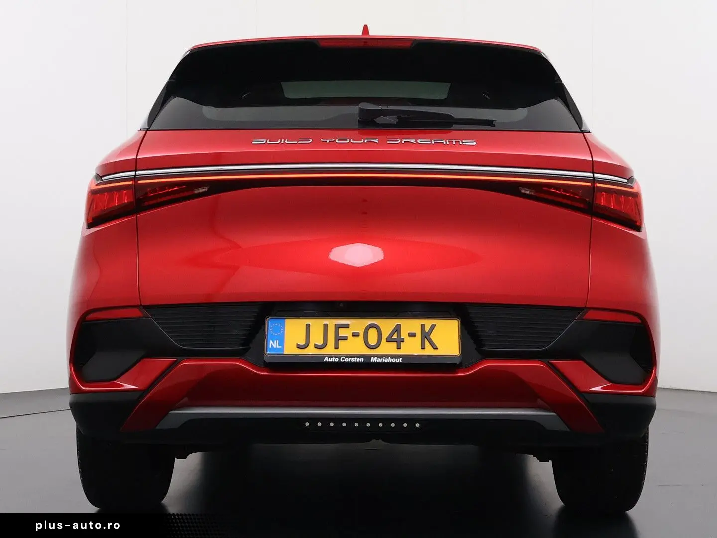 ATTO 3 62kWh Design SOH 98% panorama dach Leer E