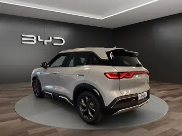 Atto 2 Boost LED Navi Pano ACC Kamera DAB APP