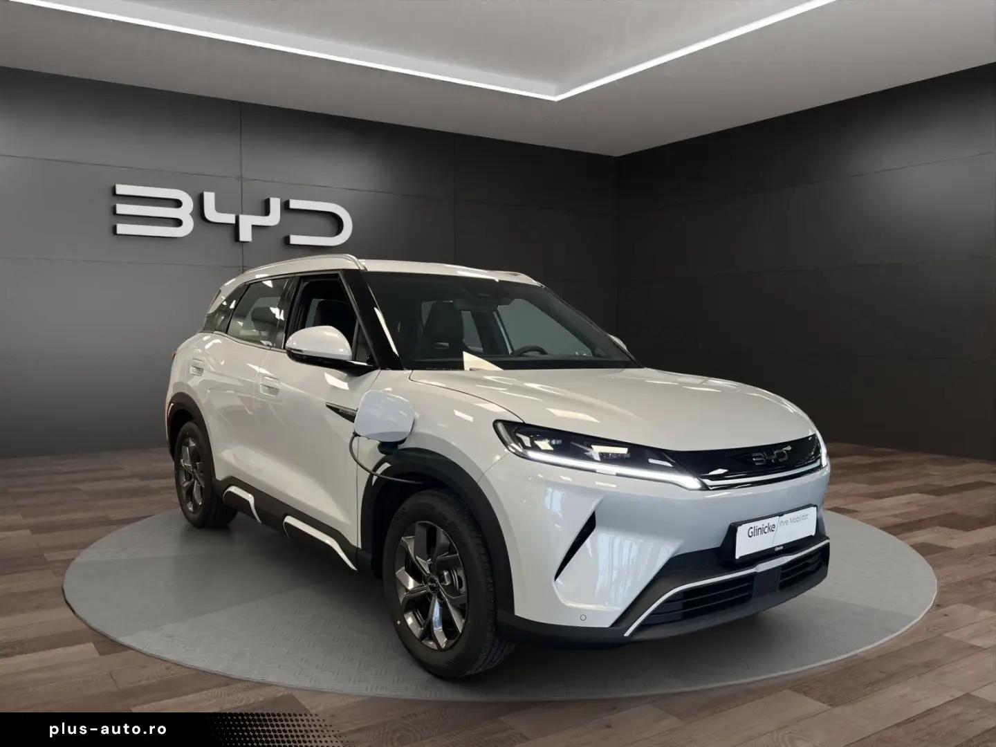 Atto 2 Boost LED Navi Pano ACC Kamera DAB APP