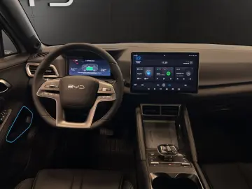 Atto 2 Boost LED Navi Pano ACC Kamera DAB APP