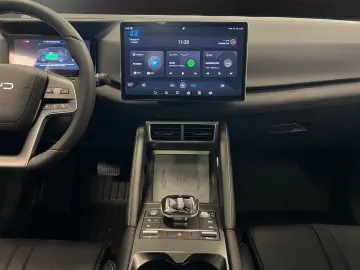 Atto 2 Boost LED Navi Pano ACC Kamera DAB APP