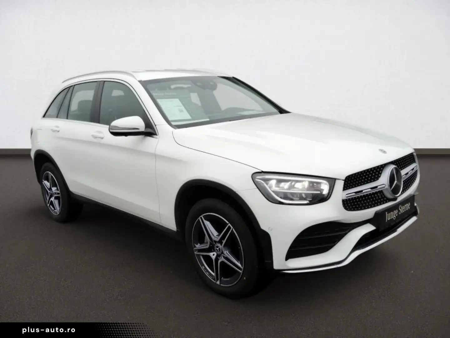 GLC 300 e 4M AMG Ambi 360  AHK Distr Memory MBUX