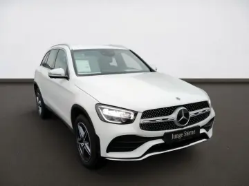 GLC 300 e 4M AMG Ambi 360  AHK Distr Memory MBUX
