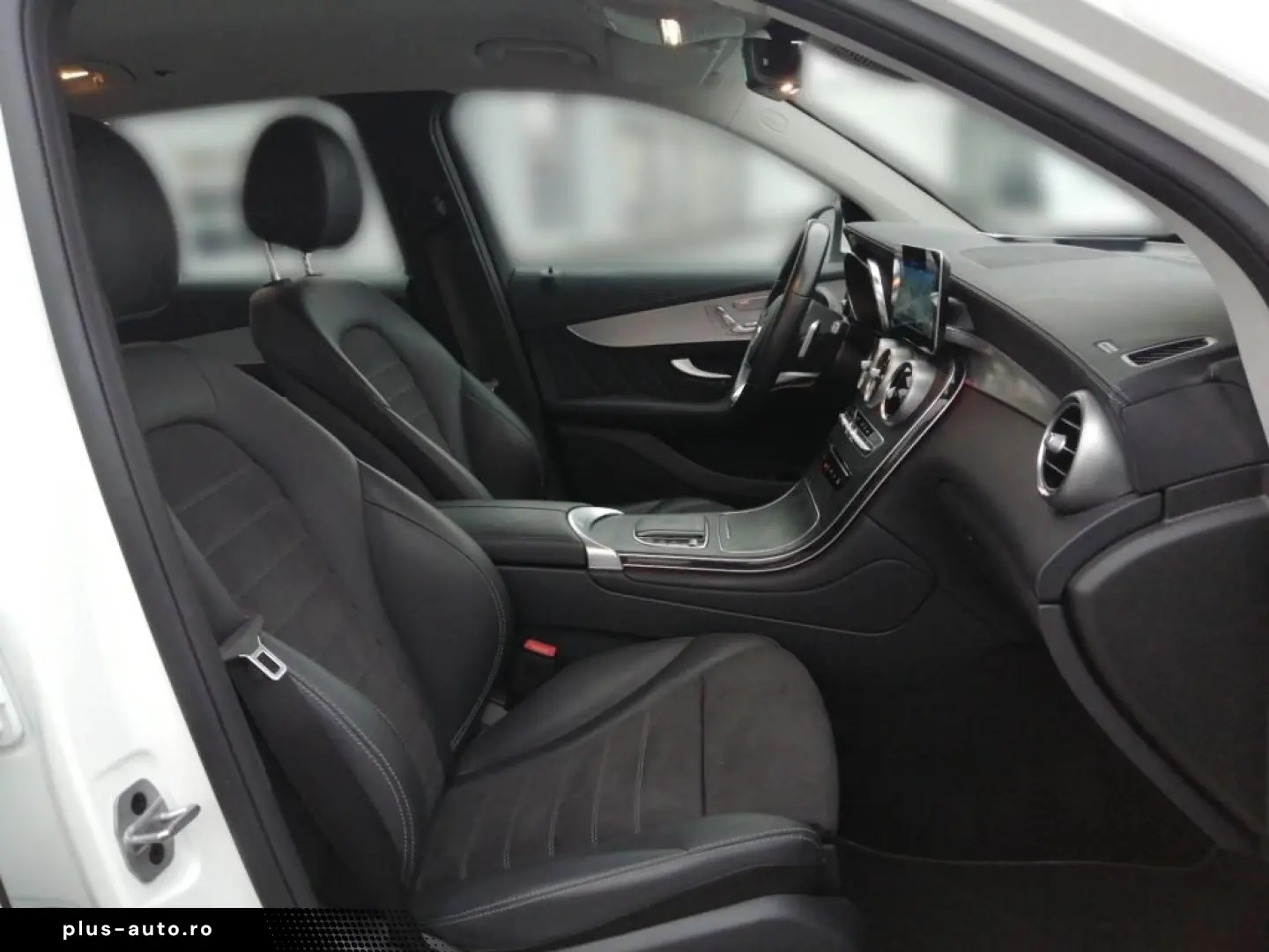 GLC 300 e 4M AMG Ambi 360  AHK Distr Memory MBUX