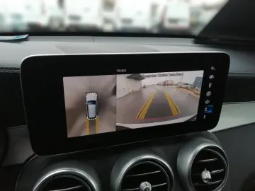 GLC 300 e 4M AMG Ambi 360  AHK Distr Memory MBUX