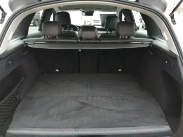 GLC 300 e 4M AMG Ambi 360  AHK Distr Memory MBUX