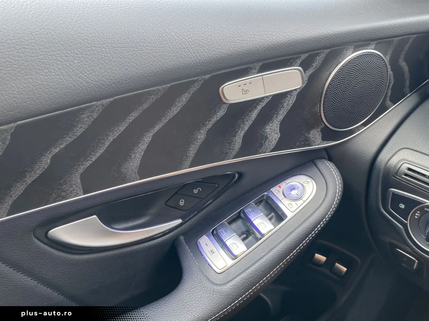 GLC 300 e AMG 20 Night VIRTUAL 360  Sound LED DA